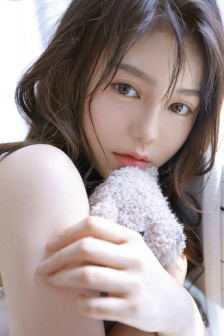 亚当 莱文